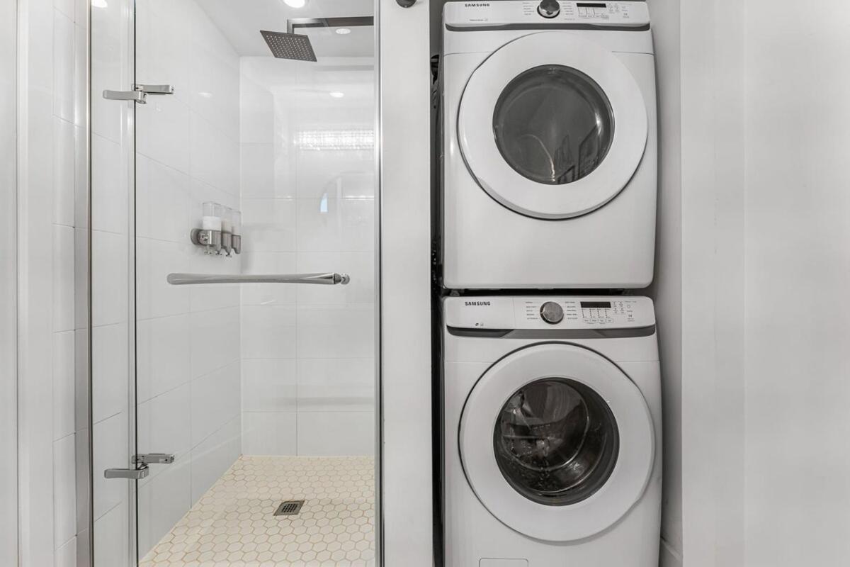 Apartment New Stylish 1br With Bbq And Situated Close To The Falls And Sleep 4 Guests *
