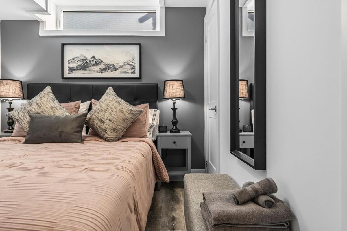 New Stylish 1br With Bbq And Situated Close To The Falls And Sleep 4 Guests * Niagara Falls