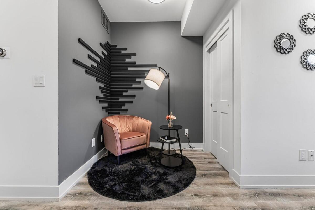 New Stylish 1br With Bbq And Situated Close To The Falls And Sleep 4 Guests Niagara Falls