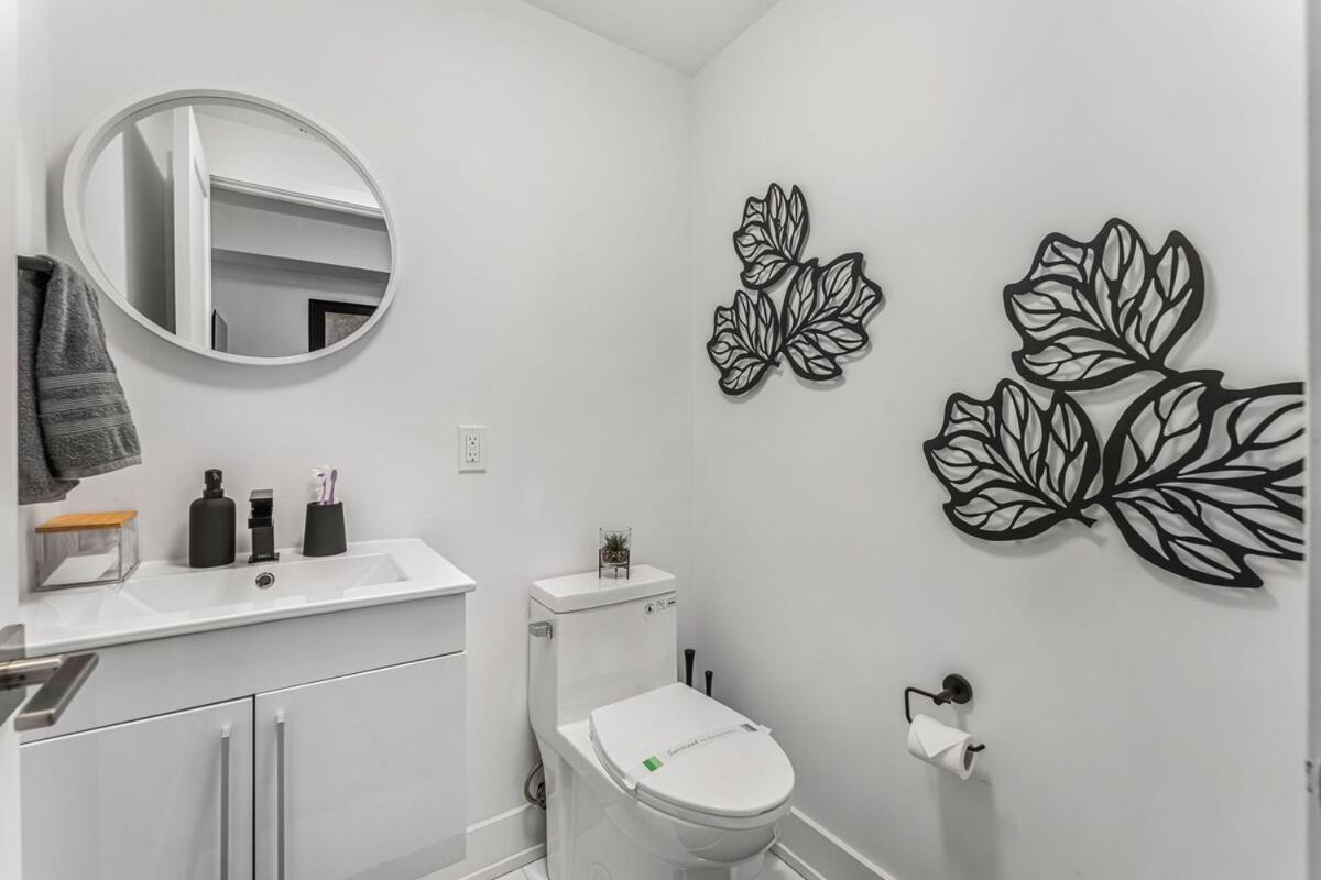 Apartment New Stylish 1br With Bbq And Situated Close To The Falls And Sleep 4 Guests *